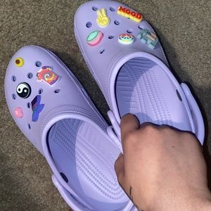 lavender crocs on feet